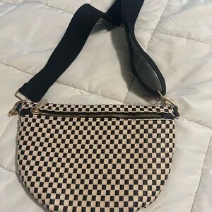Chic Checkered Crossbody Bag in Black and Cream